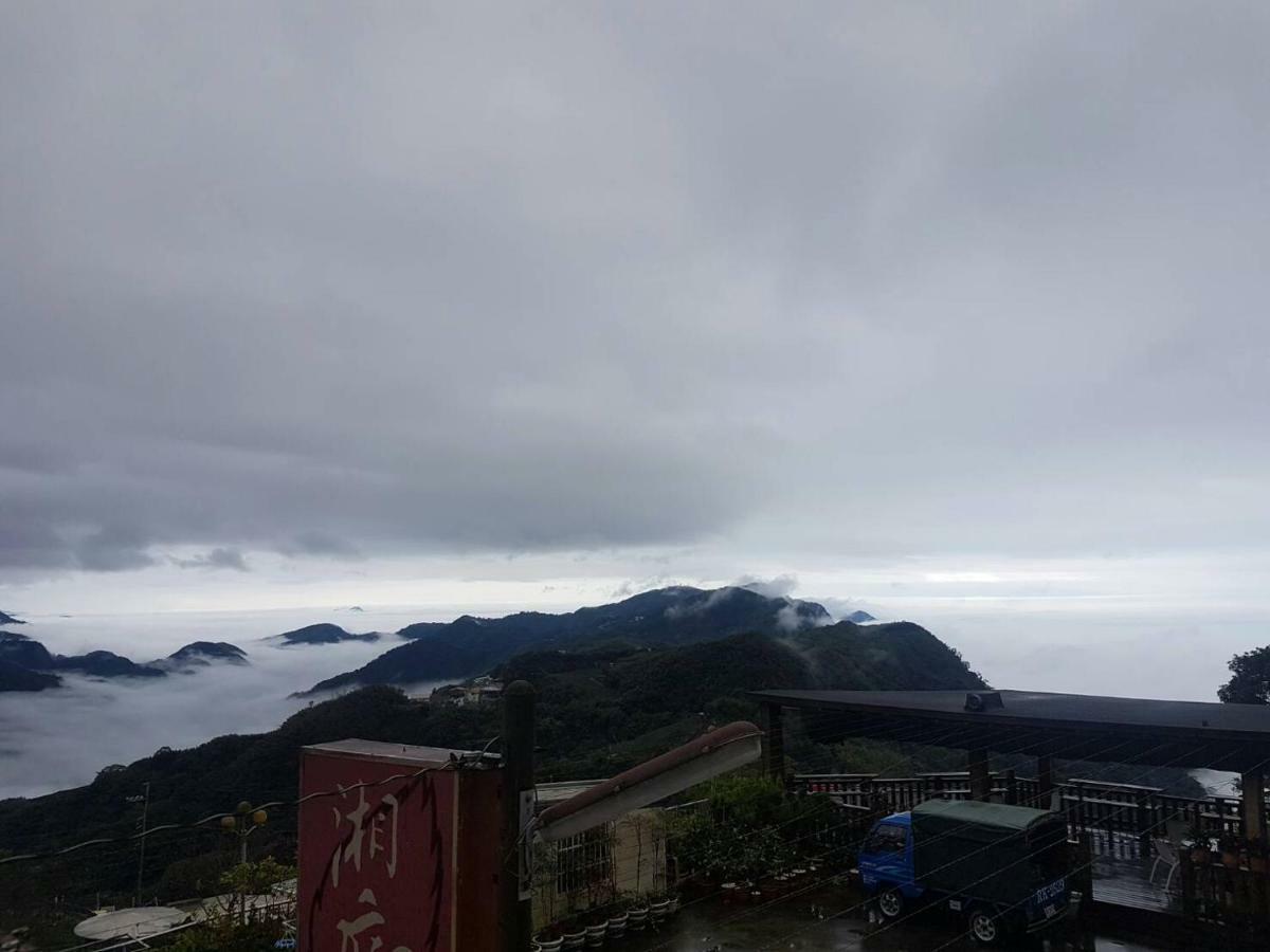 Ming Yang B&B Фэньчиху Экстерьер фото