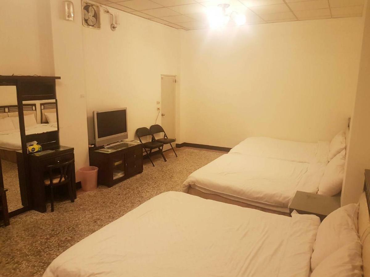 Ming Yang B&B Фэньчиху Экстерьер фото